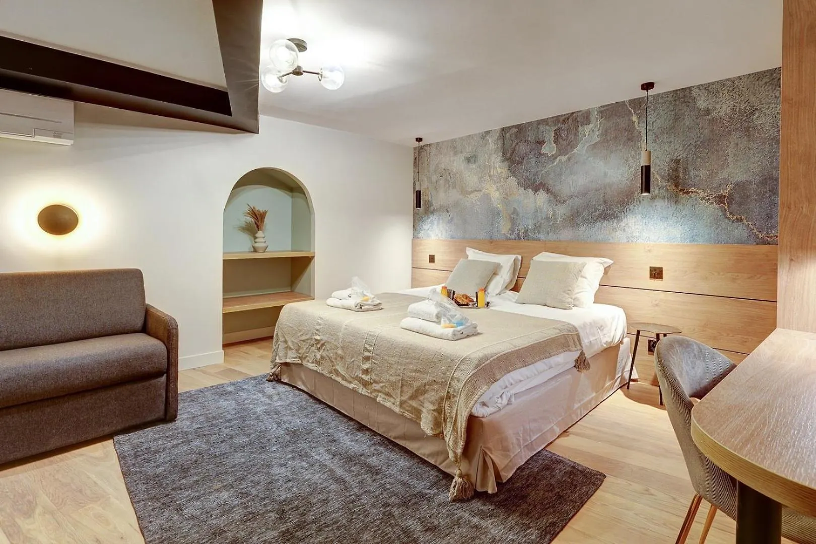 Bluestay 242 - Superb Apartment In Paris