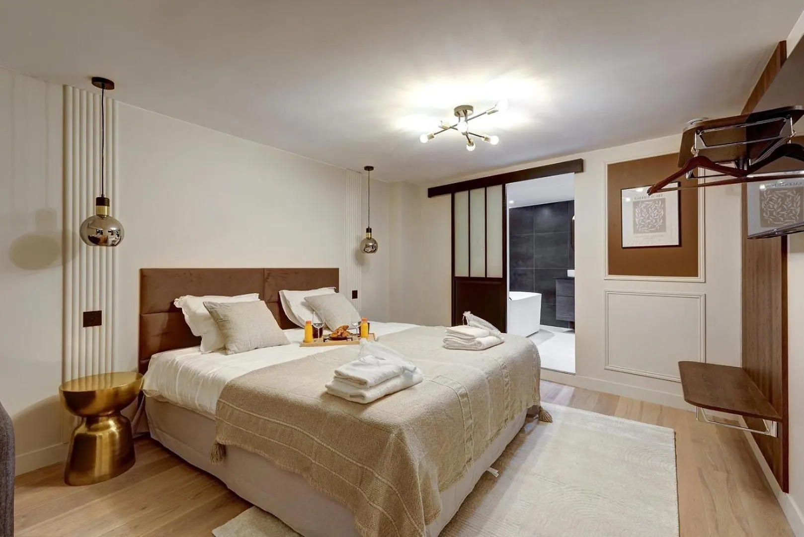 Bluestay 242 - Superb Apartment In Paris 0*,